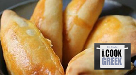 Τυροπιτάκια με ζύμη γιαουρτιού