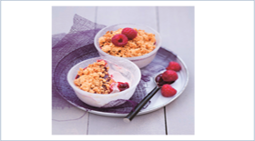 Πανακότα με μούρα και crumble από το Canderel Green