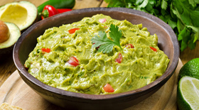 4 τρόποι για να φτιάξετε θρεπτικότατο Guacamole χωρίς αβοκάντο